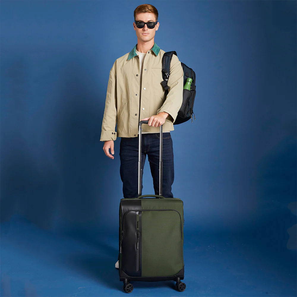 BIZ2GO Carry-On Suitcase – Dark Green
