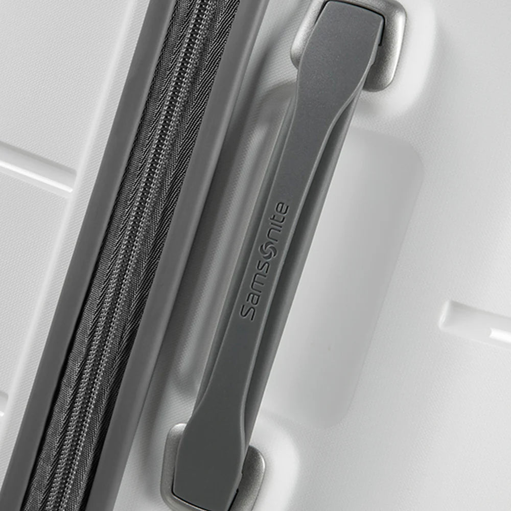 Octolite Rigid Spinner Suitcase 55/20 EXP – White (Cabin)